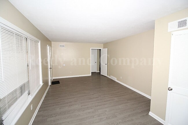 Building Photo - 1718 Borden Dr