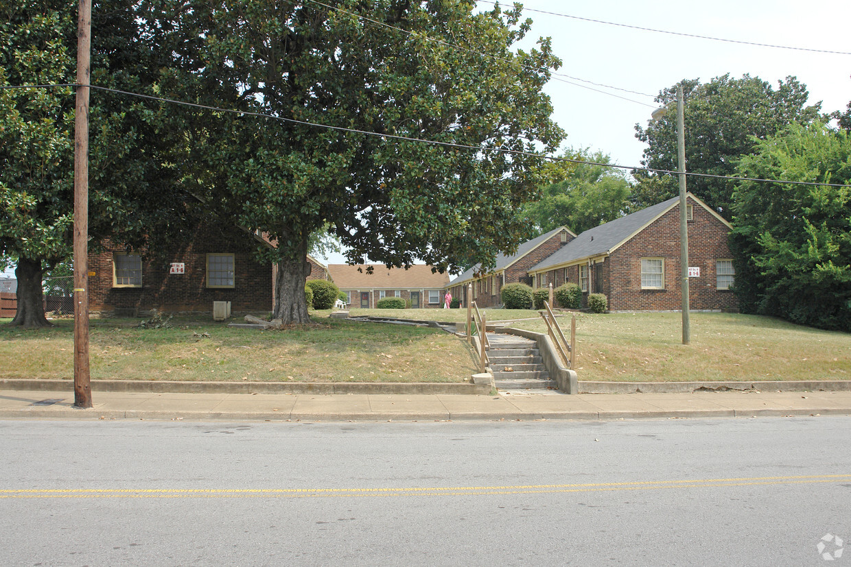 Foto del edificio - Shelby Court Apartments