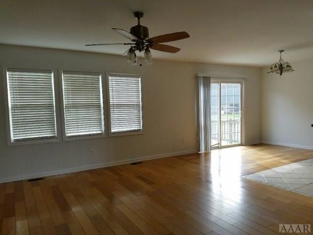 Foto del edificio - 1180 4 Forks Rd