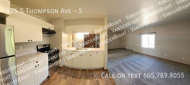 Building Photo - 425 S Thompson Ave