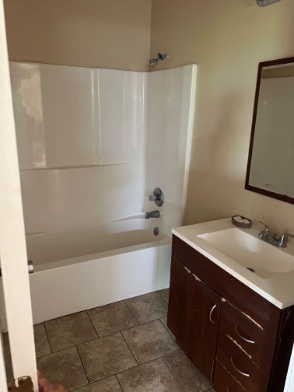 Building Photo - 4665 Pecan St