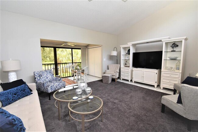 Building Photo - 1531 Clower Creek Dr