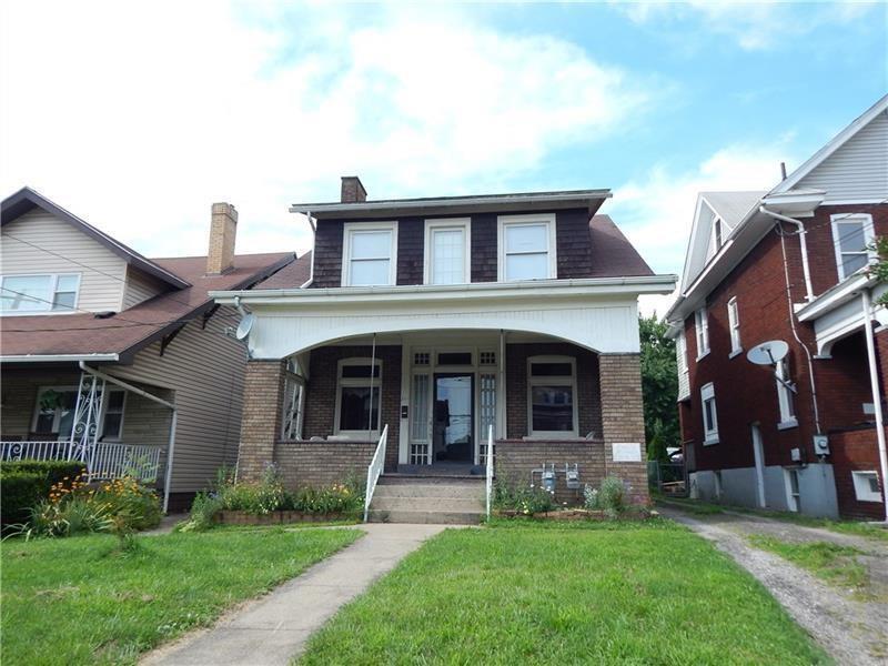 344 W College St Unit B, Canonsburg, PA 15317 Room for Rent in