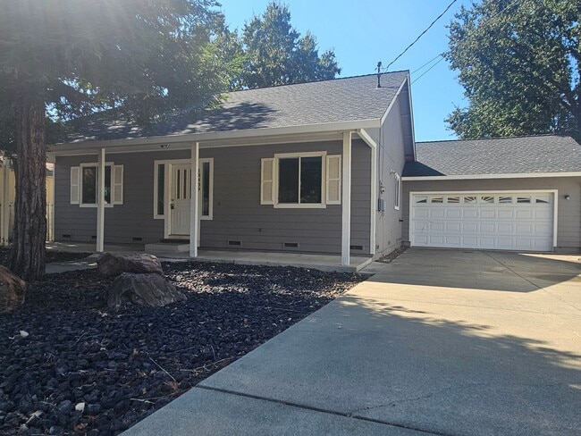 Building Photo - Amazing Jewel in Hidden Valley