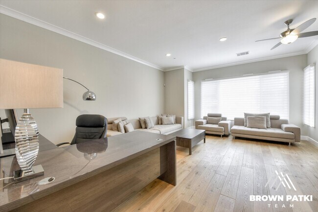 Foto del edificio - 269 Summit Way