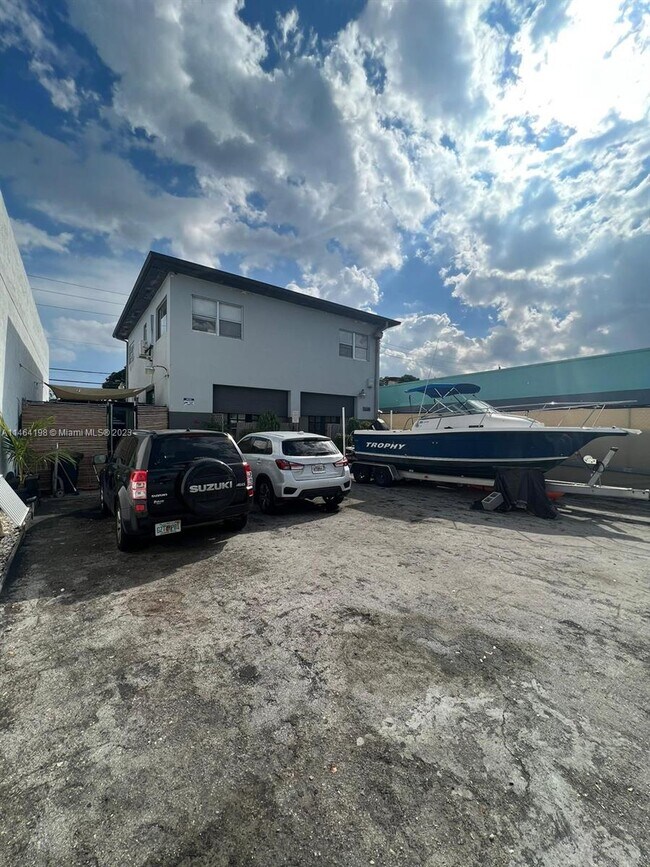 Building Photo - 1330 NW 54th St