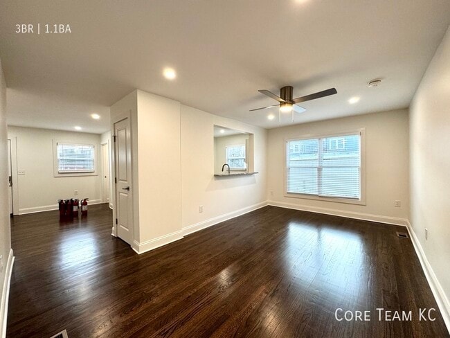 Building Photo - 5044 Baltimore Ave