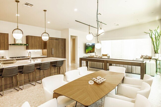 Foto del edificio - 77467 Huntley Dr