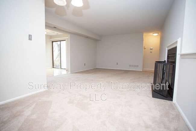 Building Photo - 159A Birchfield Ct