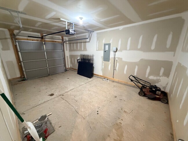 Foto del edificio - 2177 Stillpointe Dr