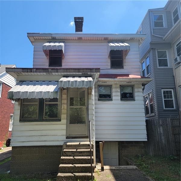 Building Photo - 2924 Parkdale St