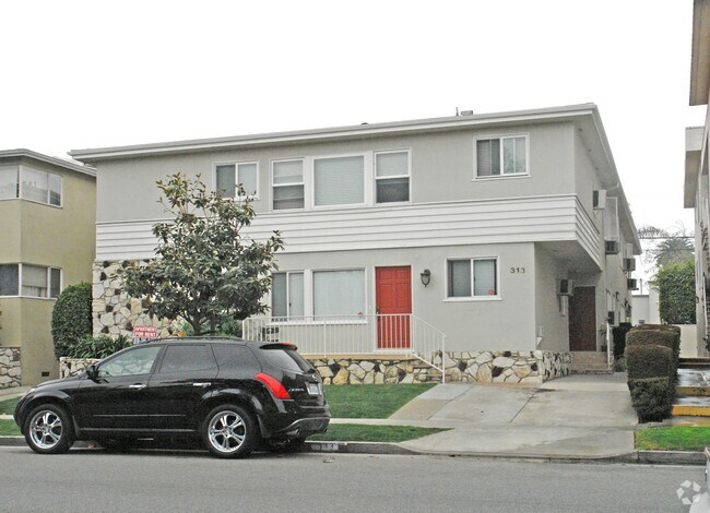 Foto del edificio - 313 S Doheny Dr