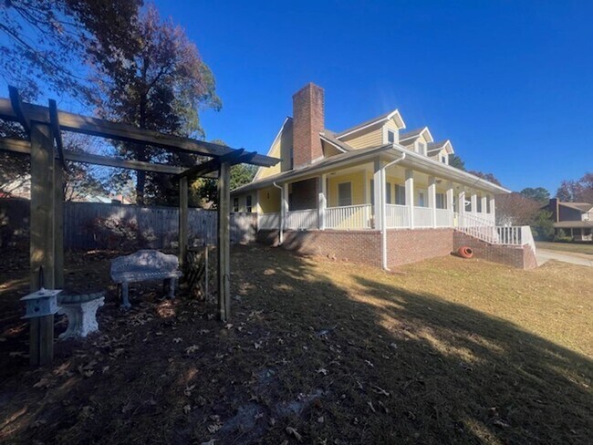 Foto del edificio - 638 Georgetown Cir