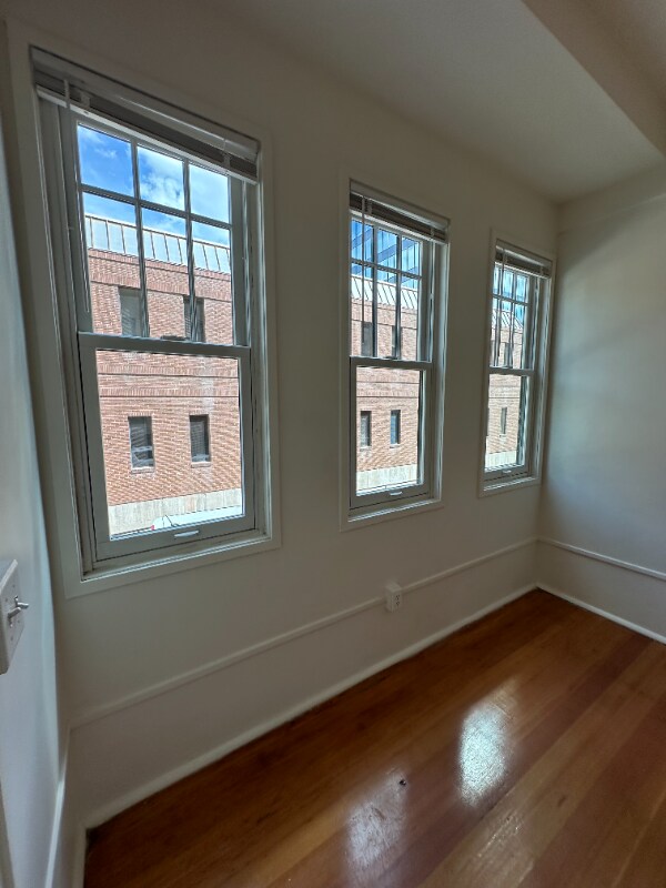 Building Photo - 235 S 200 E