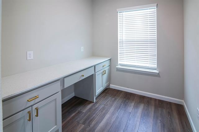 Foto del edificio - 4718 Buttonbush Dr