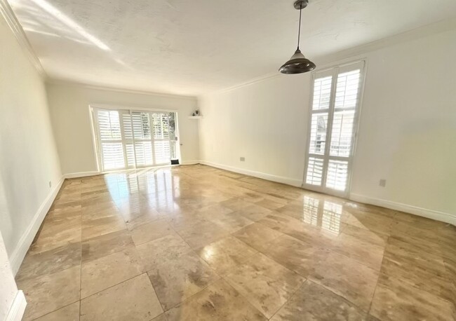 Foto del edificio - 6890 SW 88th St