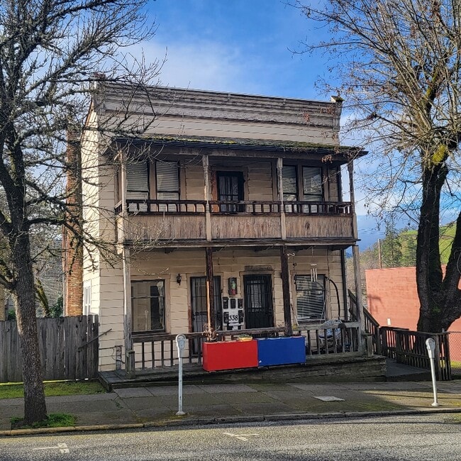 Foto del edificio - 338 SE Jackson St