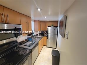 Foto del edificio - 1740 NW N River Dr