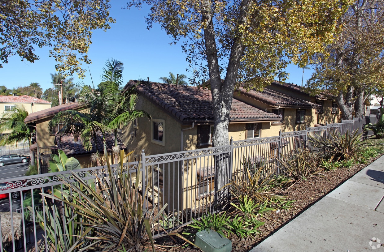 Stonemark at Golden Hill Apartments in San Diego, CA