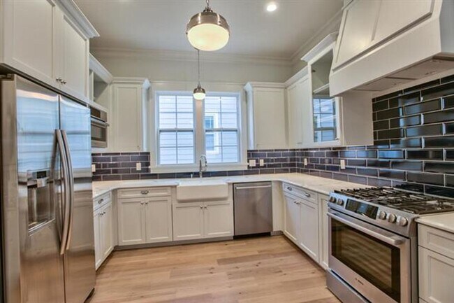 Foto del edificio - Stunning Midtown Tallahassee Home In Braem...