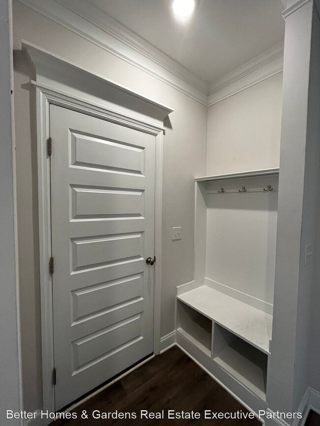 Building Photo - 3 br, 2.5 bath House - 155 Canton Park