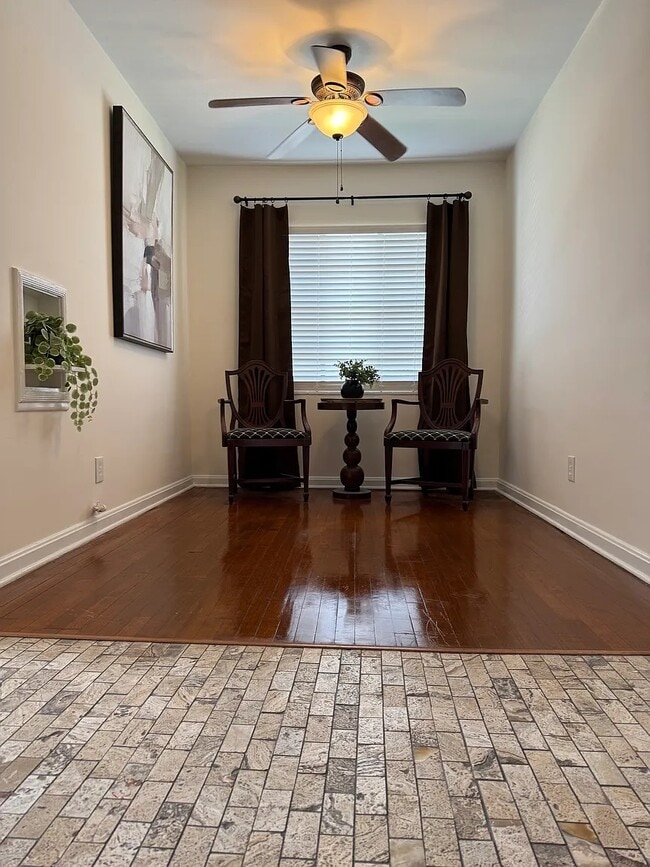 Building Photo - 2788 Park St