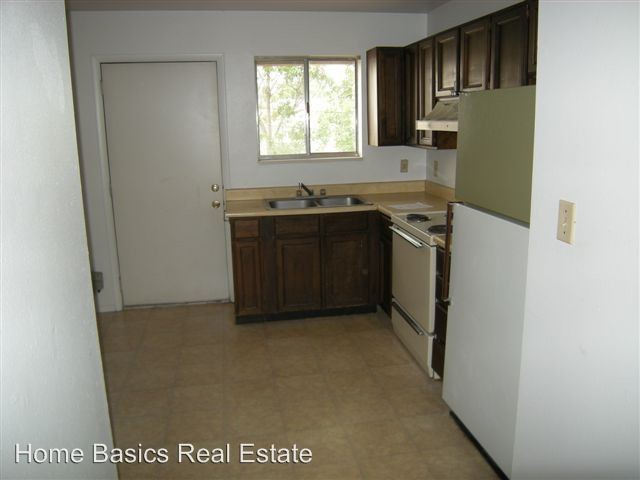 Building Photo - 2 br, 1 bath Apartment - 126 W 400 S