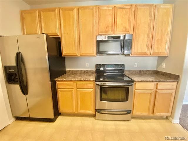 Building Photo - 15700 E Jamison Dr