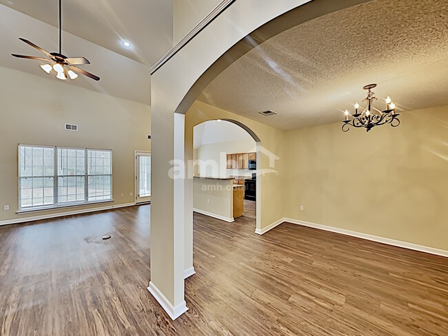Building Photo - 7155 Willow Point Drive
