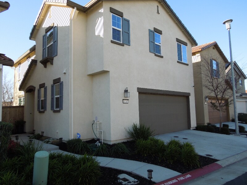 Primary Photo - 8785 Sheldon Terrace Ln