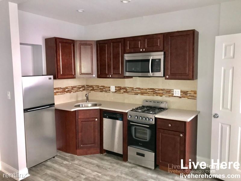 Primary Photo - Studio, 1 bath Apartment - 4071 N Kenmore Ave
