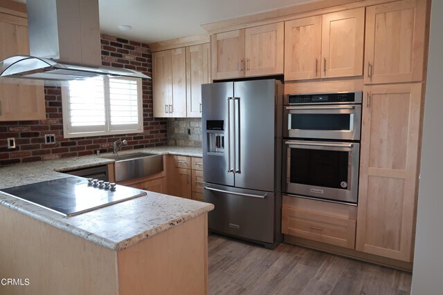 Foto principal - 6025 Woodland St