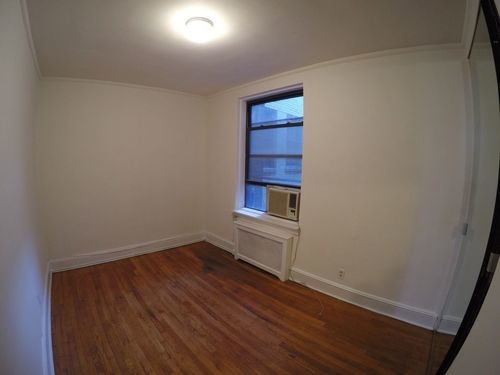 Building Photo - 69 E 79th St