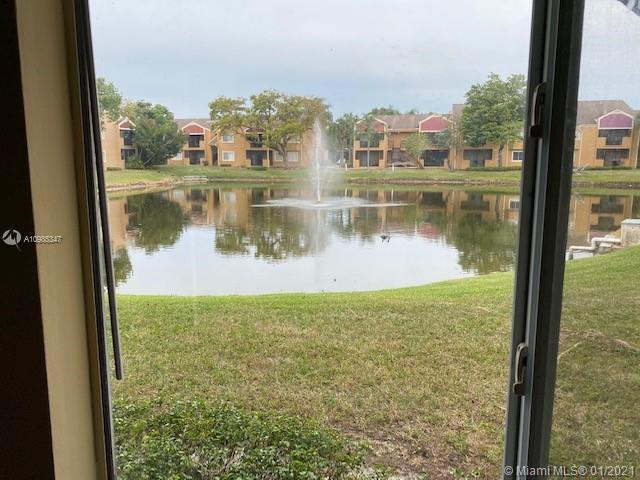 Foto del edificio - 8439 SW 5th St
