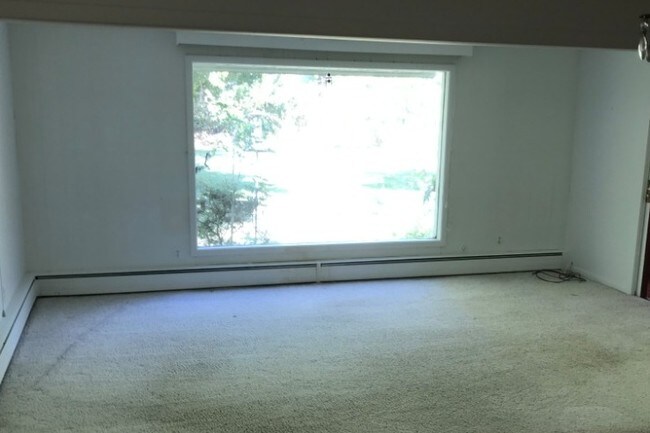 Building Photo - 278 Beechwood Rd