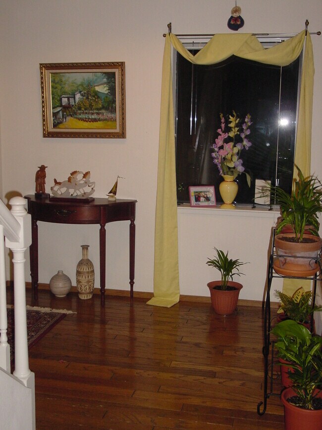 Entrance - 43663 Skye Rd
