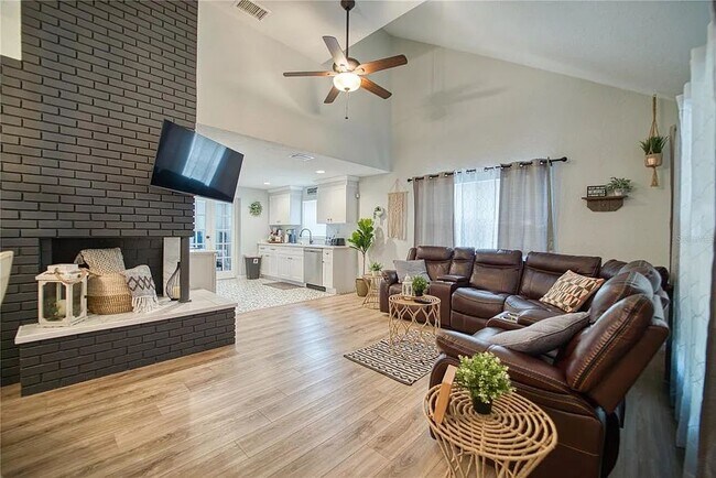 Building Photo - 114 Arkwright Dr