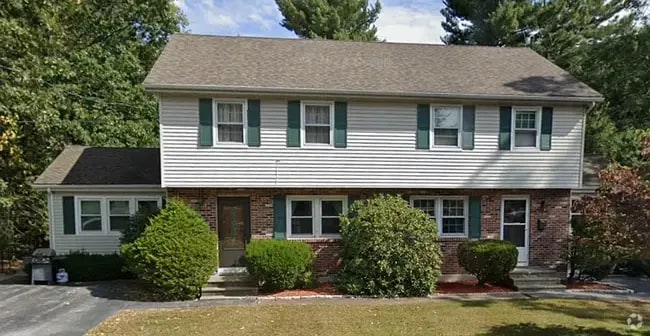 Building Photo - 16 Rivermeadow Dr