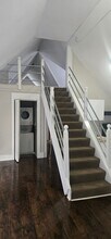 Building Photo - 28 Rowley St