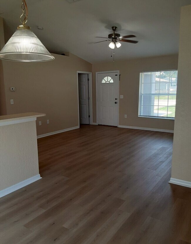 Building Photo - Application Accepted 11-1-24