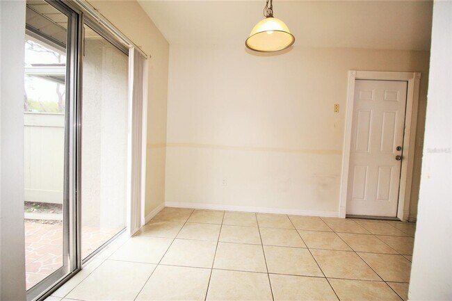 Building Photo - 4684 Pheasant Run Dr