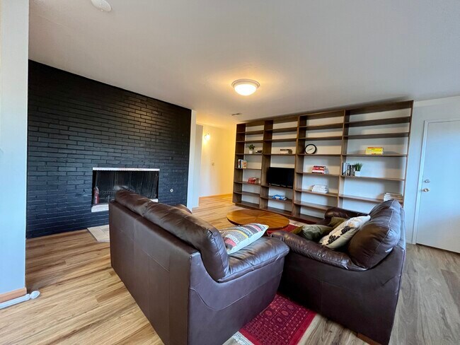 Foto del edificio - 3950 96th Ave SE