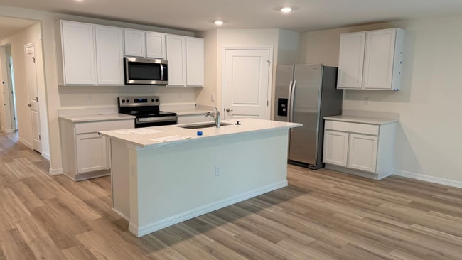 Foto del edificio - 8407 Clearway Dr