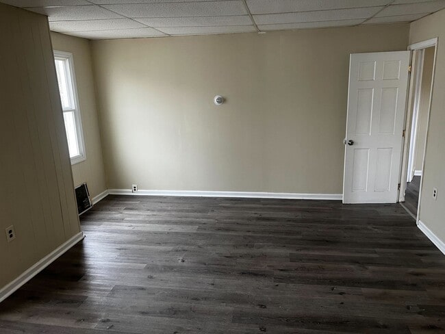 Building Photo - 14 101st St