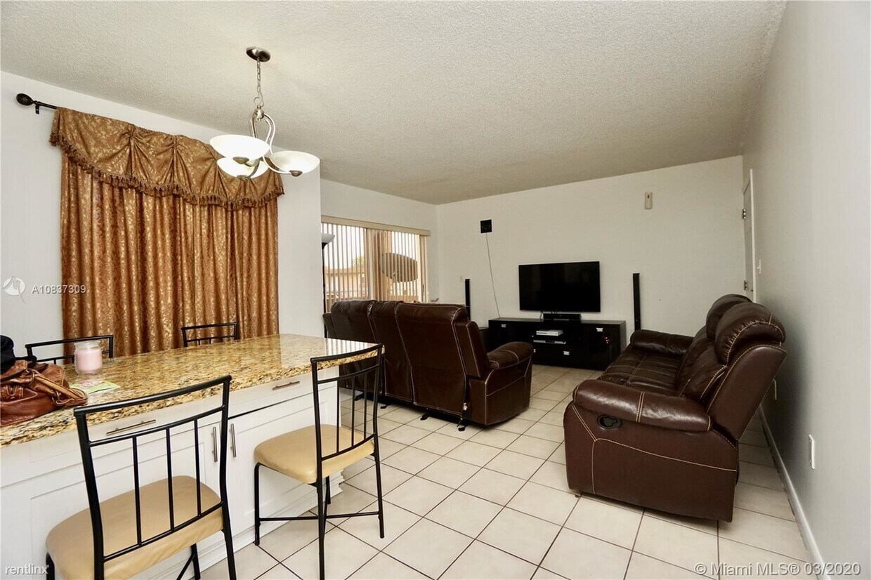 2 br, 2 bath - 6208 SW 131st Pl - 2 br, 2 bath  - 6208 SW 131st Pl