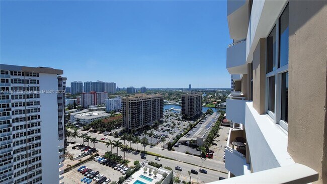 Building Photo - 1980 S Ocean Dr