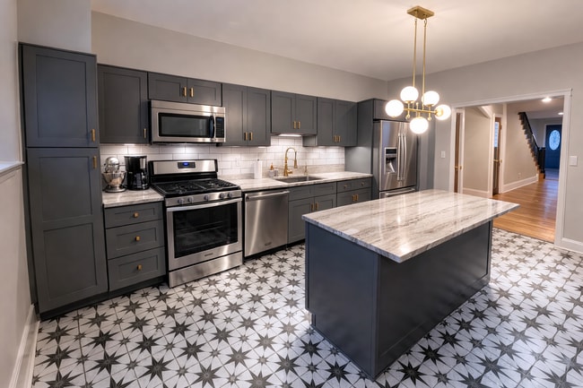 Photo - 2005 S 13th St House