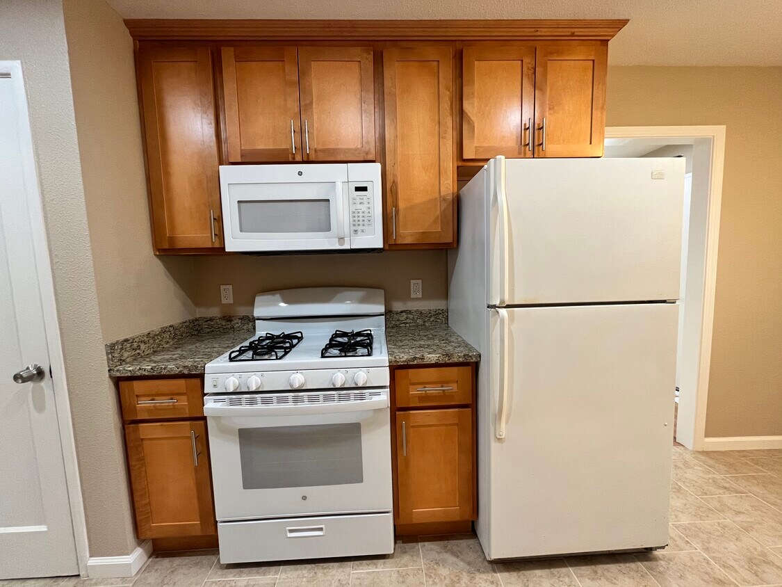 Foto principal - 1481 San Juan Ave