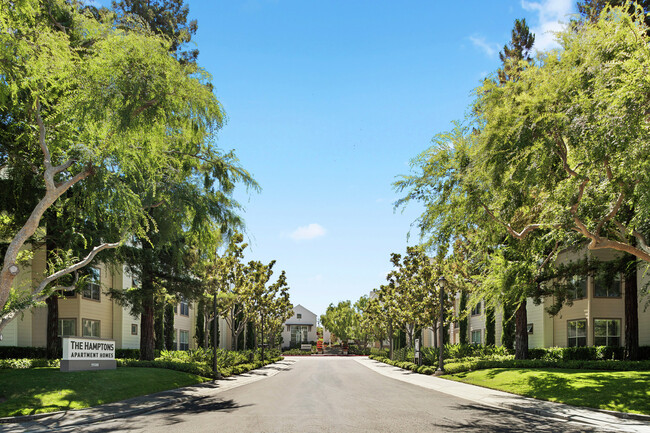 Foto del edificio - The Hamptons Apartment Homes