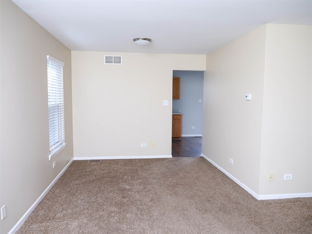 Building Photo - 1309 Bluejay Lane